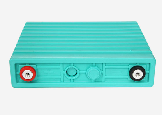 Guter Preis Wieder aufladbare prismatische Batterie LiFepo4 tiefe des Zyklus 3.2V 200Ah lifepo4 Zellfür Auto-Solarenergiesystem EV RV online