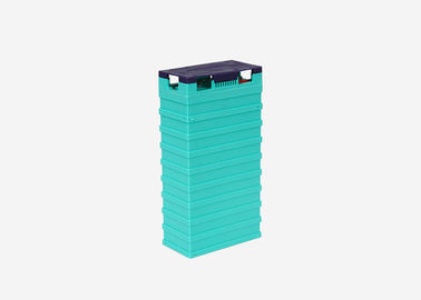 Guter Preis 100Ah große tiefe Zyklus-Batterie der Kapazitäts-Lifepo4 für LED-Straßenlaterne-Gebrauch online