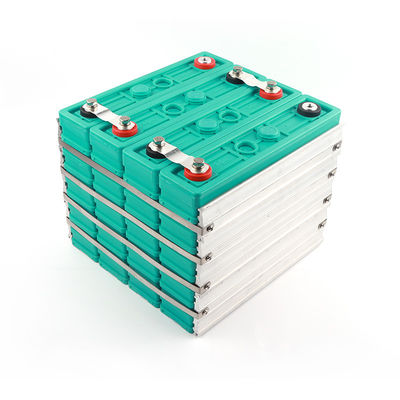 Guter Preis Lithium-Eisen-Phosphatbatterie-Zelle 12.8v 200ah 3.2v online