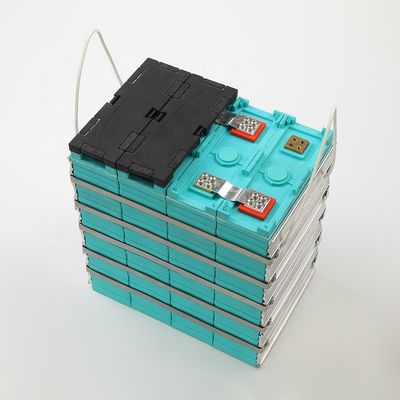 Guter Preis Lithium-Batterie 3.2V 200Ah LiFePo4 für elektrischen Roller online