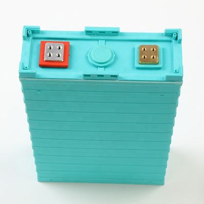 Guter Preis Prismatische Lithium-Ion Batterys 3.2v 200ah 100ah der Zellenlifepo4 Sonnensystem-Aufladung online